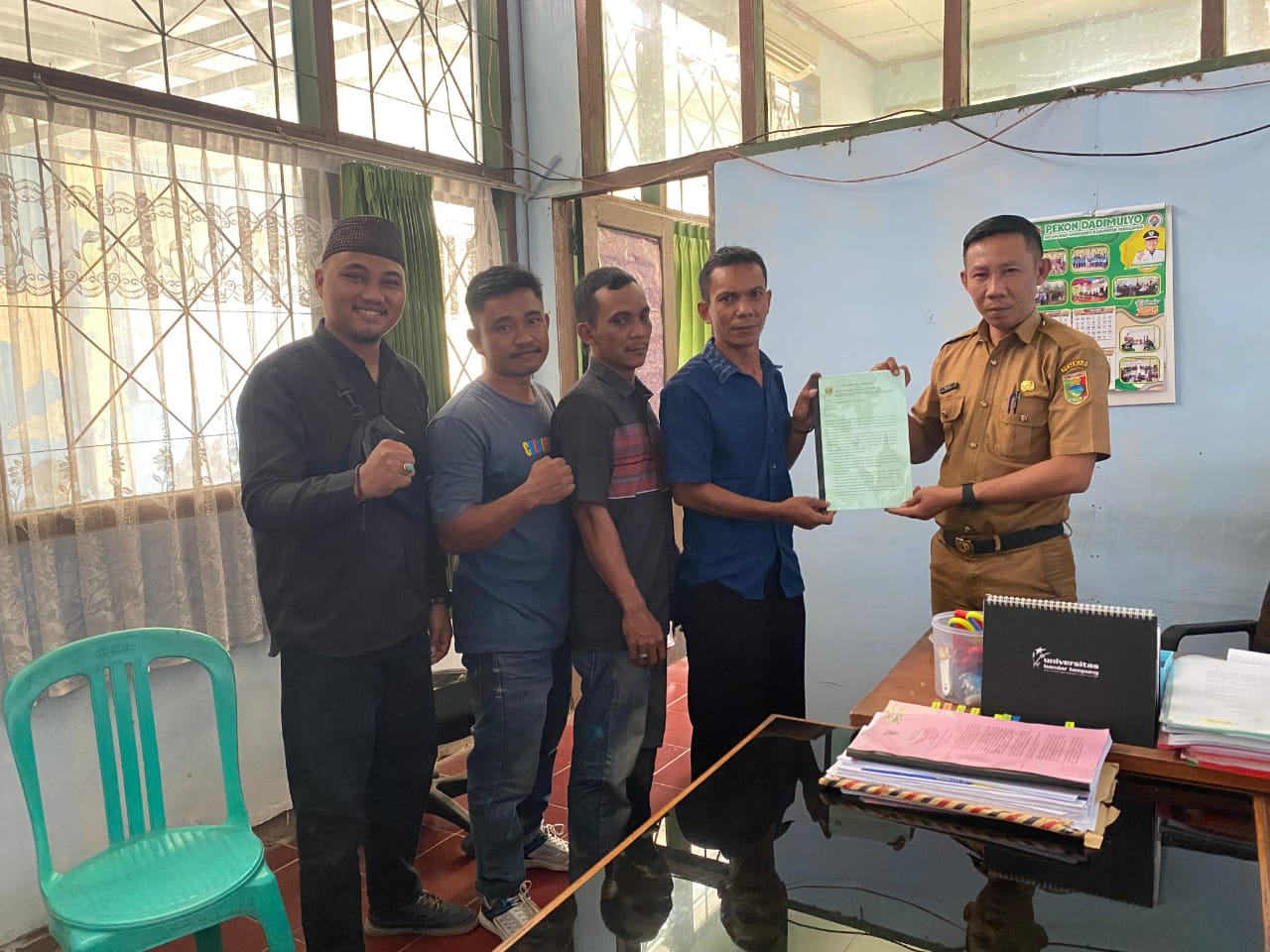Dituding Otoriter Dan Tidak Transparan, Kepala Pekon Tanjung Sari Terancam Lengser