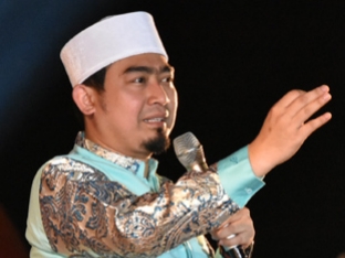 Batalnya Ust. Solmed Di Limau: Panitia Dinilai Lempar Tanggung Jawab, Jamaah Merasa Diprank