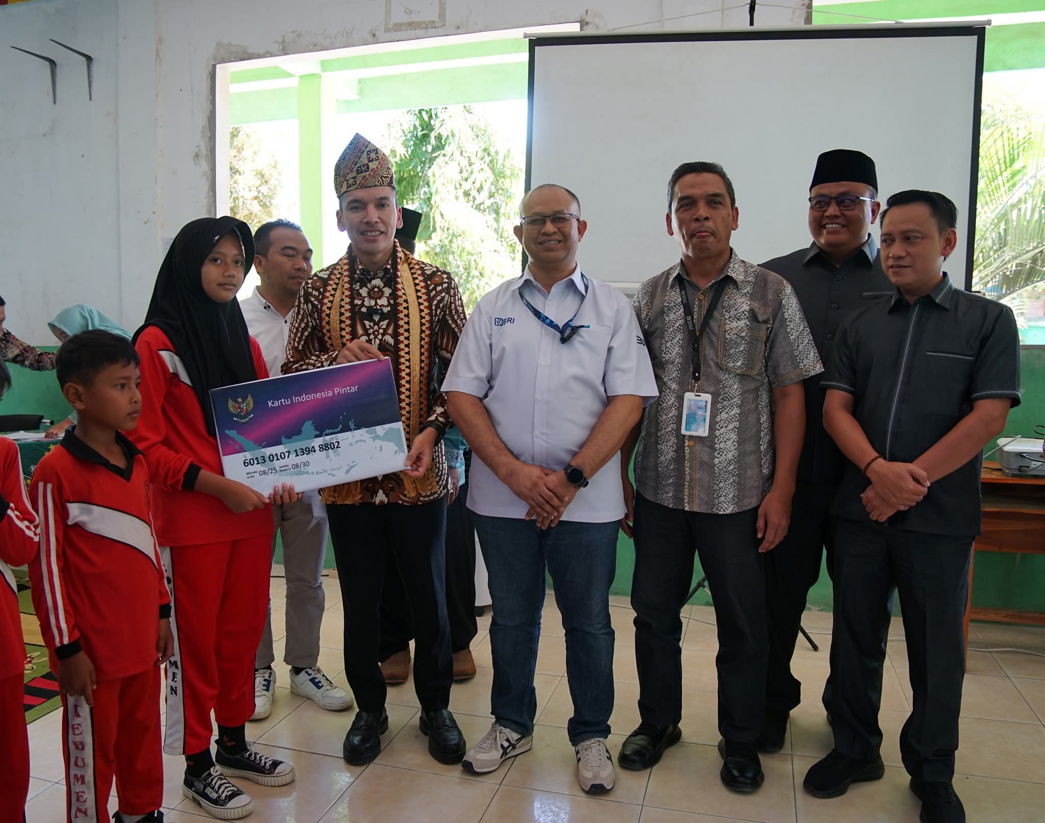 Dr. Muhammad Khadafi Tinjau Revitalisasi Sekolah Di Tanggamus, PIP Akan Diperluas hingga TK/PAUD