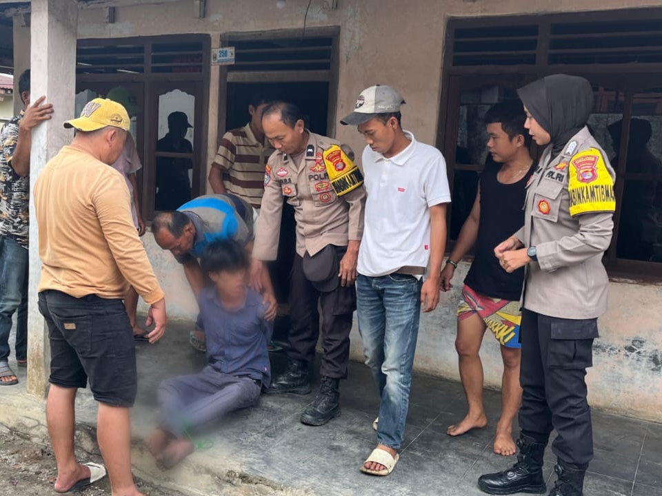Polisi Evakuasi Warga Diduga ODGJ Di Wonosobo, Tanggamus: Bertindak Cepat Setelah Laporan Masyarakat