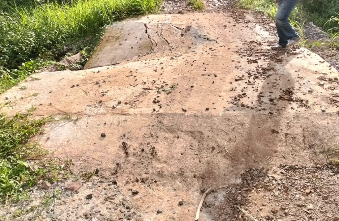 Gorong-gorong Dana Desa Di Fajar Baru Retak, Warga Minta Inspektorat Turun Tangan