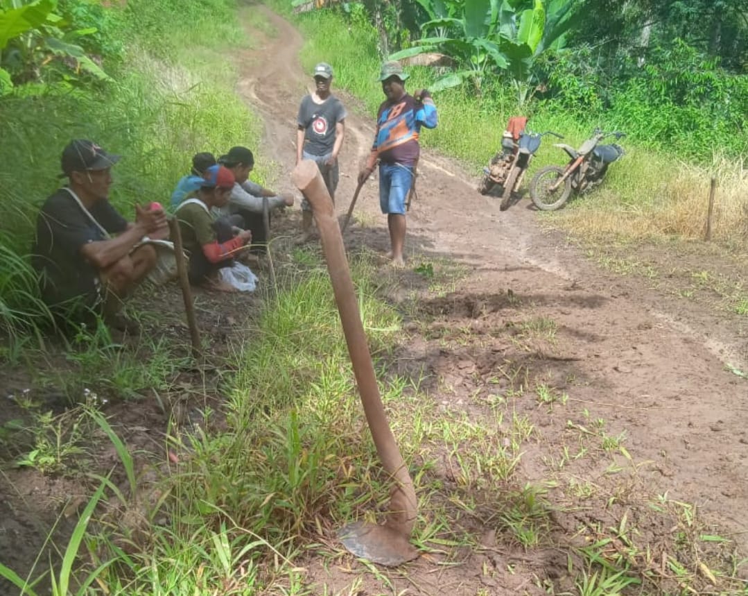 Jalan Kabupaten Tak Pernah Dibangun, Warga Sinarjawa Tanggamus Tagih Peran DPRD Dapil IV
