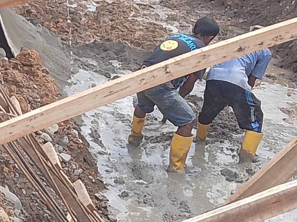 Proyek Kampung Nelayan Merah Putih Di Tanggamus Disorot, Pengerjaan DPT Diduga Abaikan Standar Teknis