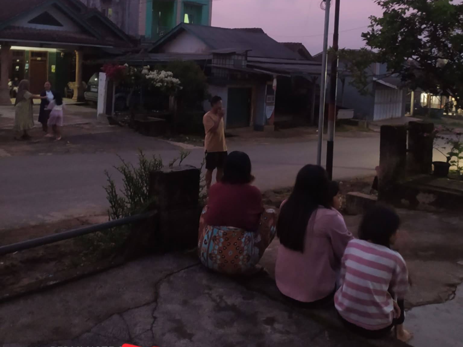 Ulu Belu Pagi Ini Kembali Diguncang Oleh Getaran Keras, Warga Ragukan Penjelasan Gempa Alam