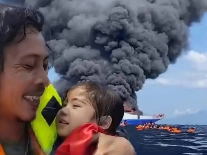 Pelukan Ditengah Lautan: Kisah Abdul Rahman Agu Dalam Tragedi KM Barcelona V