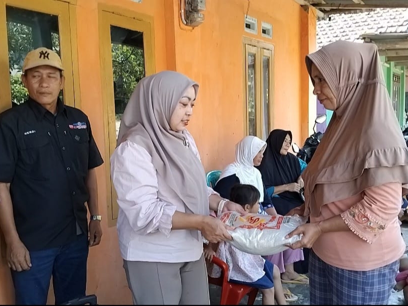 HUT Ke-80 RI, Agus Ciek Dan Media Prioritas Tivi Bawa Senyum Lewat 1,25 Ton Beras