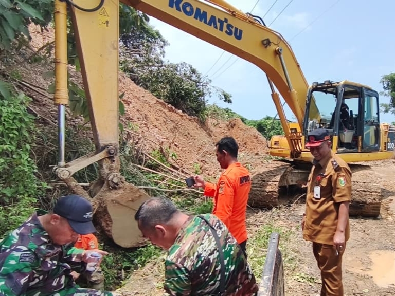Sorotan Tajam: Apdesi Mandul, Kepala Pekon Limau Abai Di Tengah Bencana
